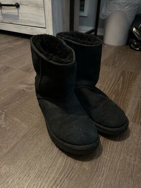 UGG Black Shearling-Lined Short Boot